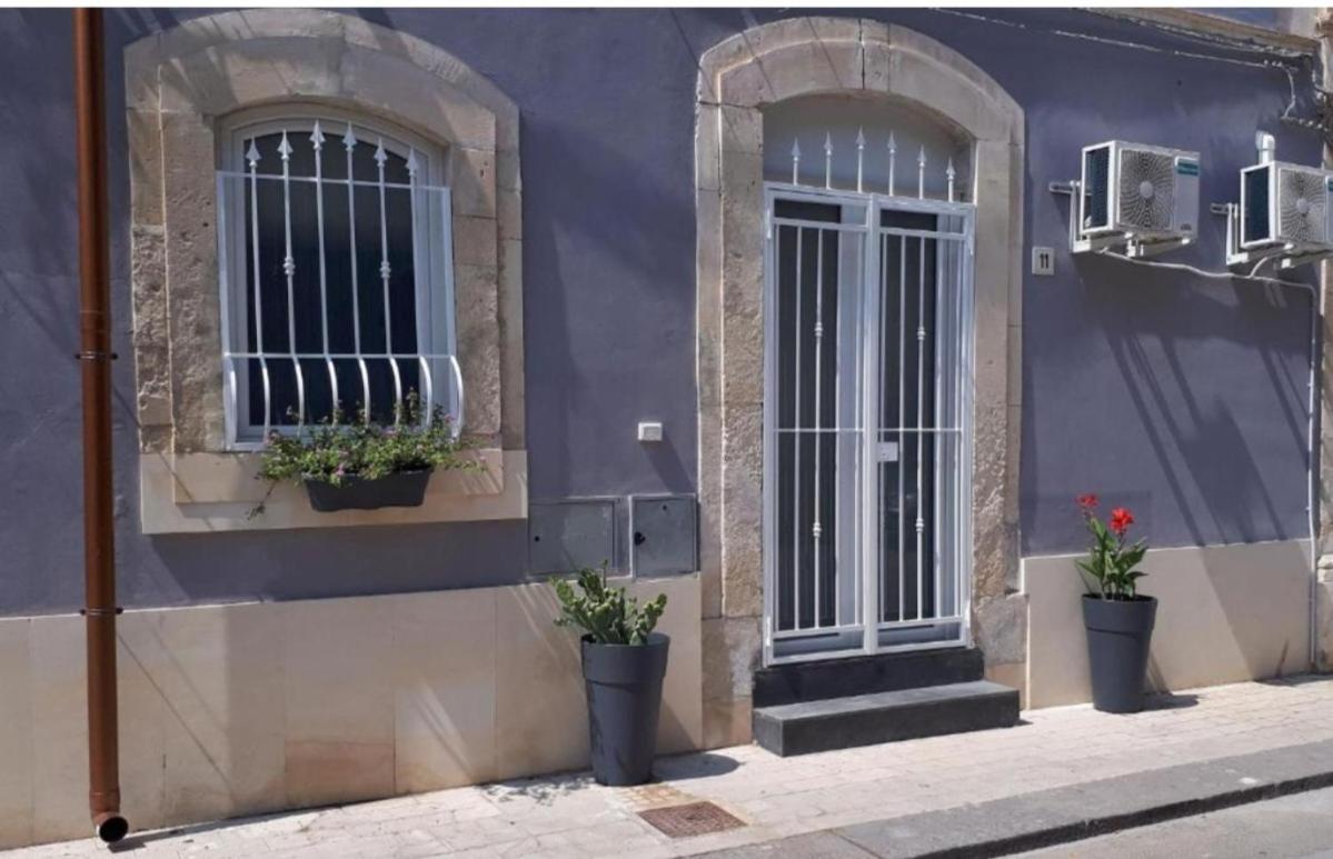 Eleven Villa Syracuse ภายนอก รูปภาพ