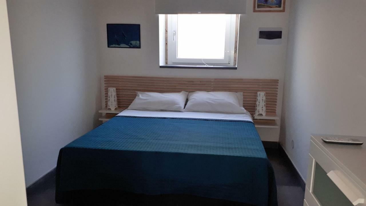Eleven Villa Syracuse ภายนอก รูปภาพ