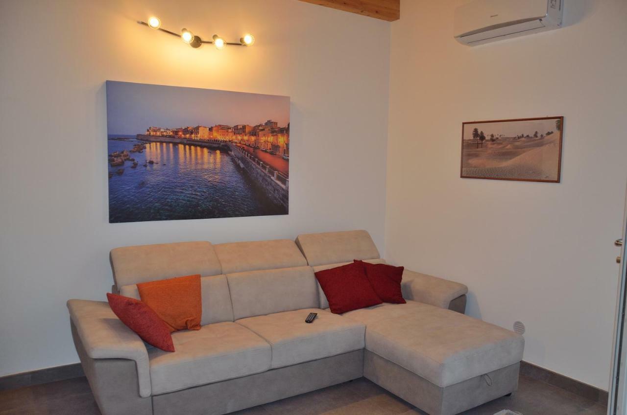 Eleven Villa Syracuse ภายนอก รูปภาพ